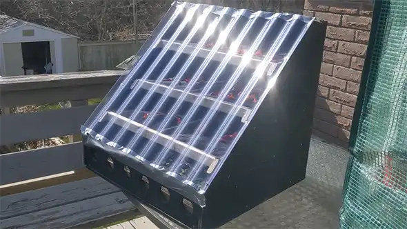 Solar food dryers for food drying