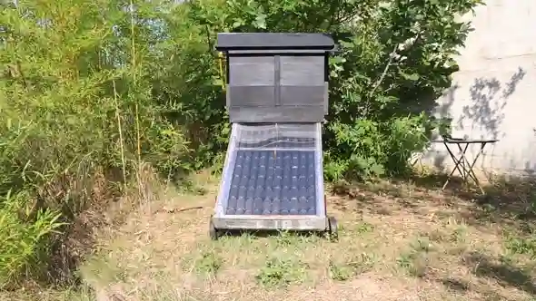 Preserving fruits with solar collectors