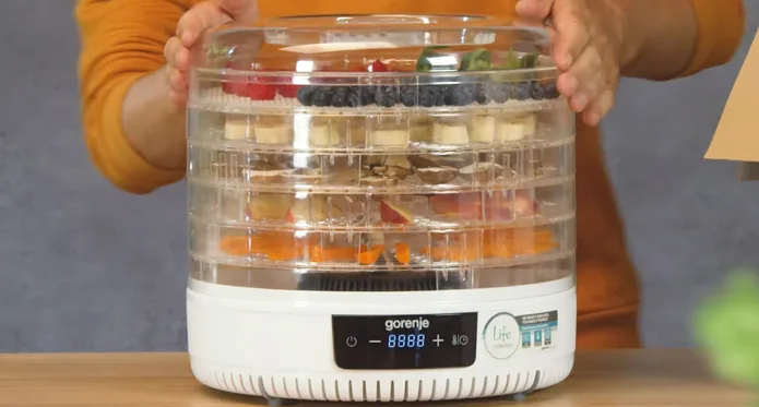 How to Prevent Food Sticking in Dehydrator : Do it in 8 Ways