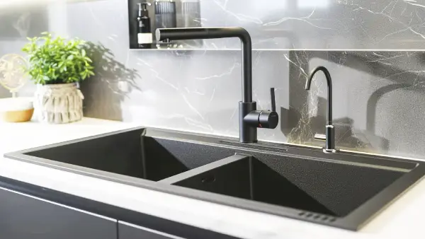 Are black kitchen sinks hard to keep clean