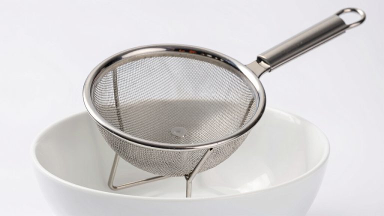 best chinois strainer